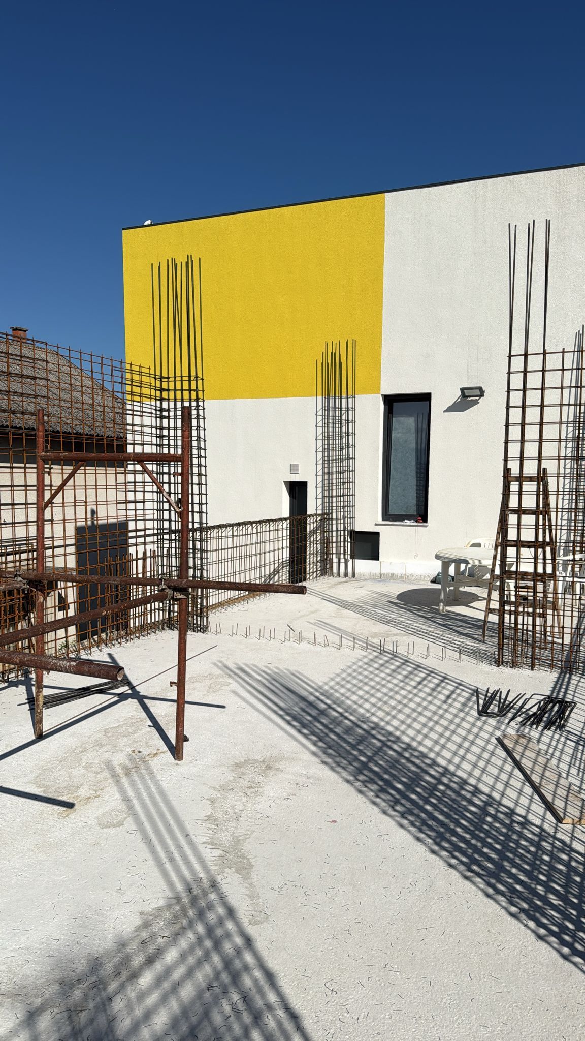 Temelji prizemlja i deka završeni